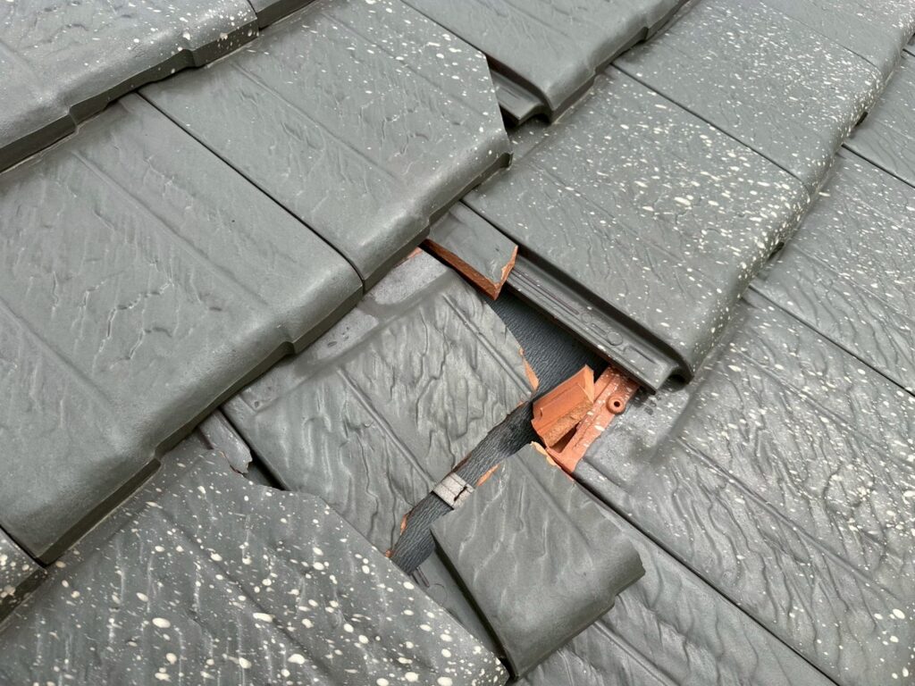 瓦破損状況